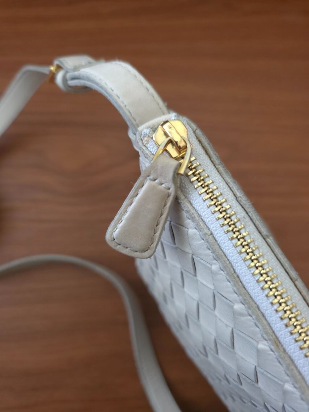 Madewell Pale-Oyster Hand-Woven Leather Crossbody Bag NP322 - Picture 7 of 11